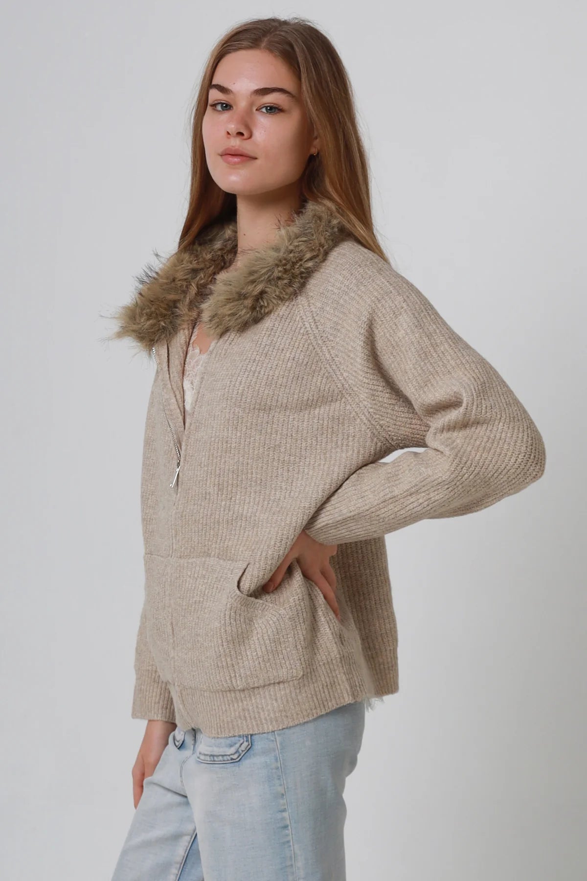 Aspen Faux Fur Zip Knit Jacket – Oatmeal